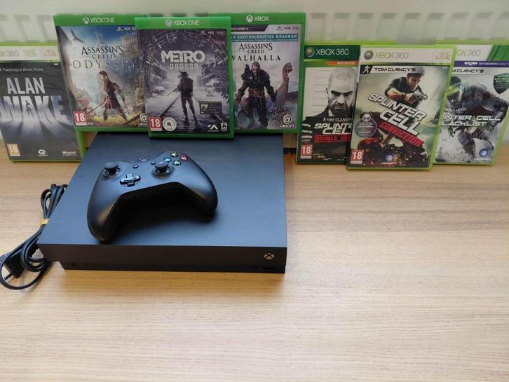 XBOX ONE X pakket, Games en Spelcomputers, Spelcomputers | Xbox One, Zo goed als nieuw, Xbox One X, 1 TB, Met 1 controller, Met games
