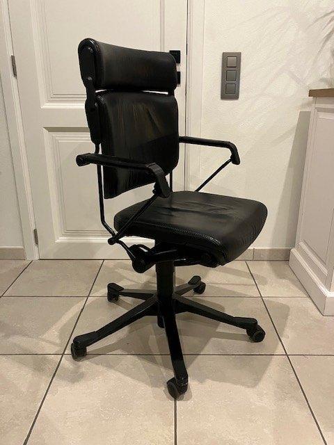 Giroflex 33 lederen bureaustoel – professionele kwaliteit, Huis en Inrichting, Bureaustoelen, Gebruikt, Bureaustoel, Zwart, Ophalen