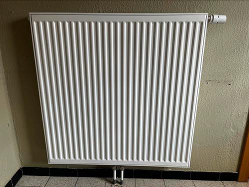 Paneelradiator Stelrad Novello Eco, Doe-het-zelf en Bouw, Verwarming en Radiatoren, Zo goed als nieuw, Ophalen