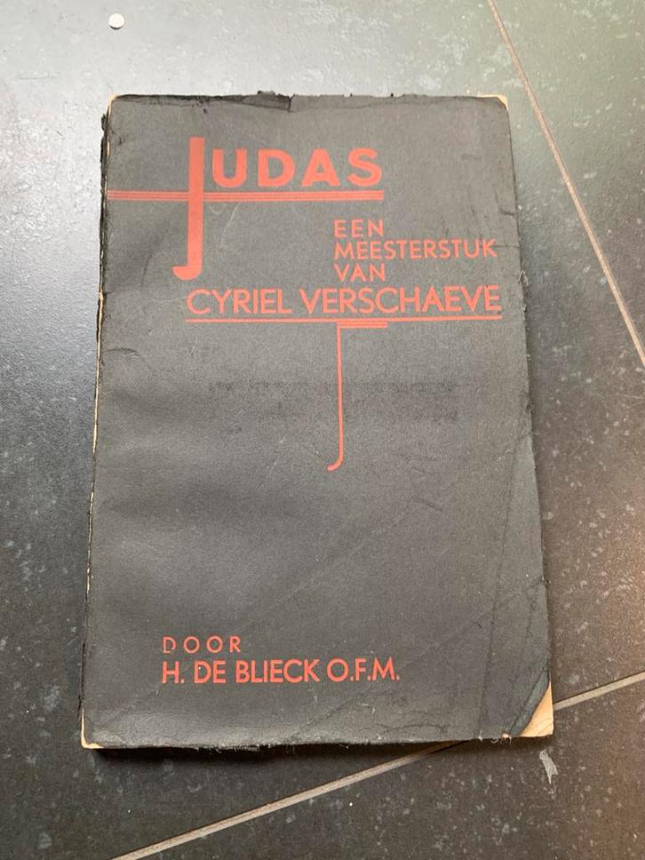 Judas: Een Meesterwerk van cyriel Verschaeve, Boeken, Historische romans, Gelezen, Ophalen of Verzenden