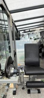 TechnoGym leg extension, Ophalen, Gebruikt
