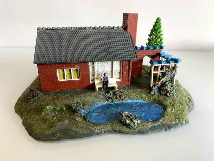 HO huis met visser (701), Hobby en Vrije tijd, Modeltreinen | H0, Gebruikt, Brug, Tunnel of Gebouw, Gelijkstroom of Wisselstroom