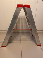 Alu professionele trapladder WURTH 2x4 treden, Doe-het-zelf en Bouw, Ophalen, Zo goed als nieuw, Ladder, Opvouwbaar of Inschuifbaar