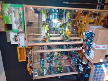 Tractor/ tracteur/ trekker miniaturen  beschikbaar voor biedingen