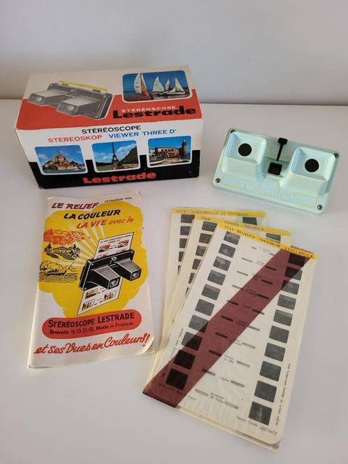 stereoscope lestrade simplex + 3 kaarten + cataloog uit 1972, Verzamelen, Retro, Audio en Video, Ophalen of Verzenden