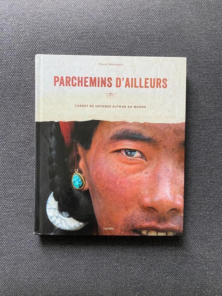 Beau livre 'Parchemins d'ailleurs' de Pascal Mannaerts, Livres, Récits de voyage, Comme neuf, Enlèvement ou Envoi
