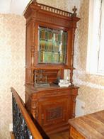 hoge houten kast met loodglas, Ophalen