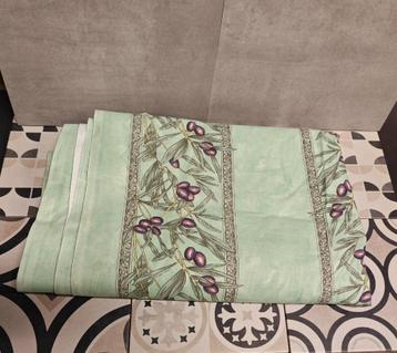 coupon Tissu provençal +/- 300x150cm disponible aux enchères