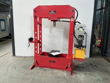 Hydraulische pers Rotek WZWP-100EVx4 2014 beschikbaar voor biedingen