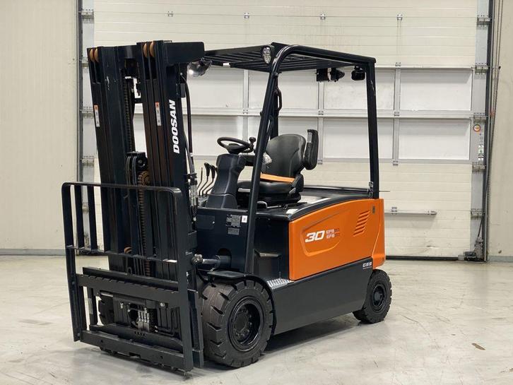 DOOSAN B30X-7, Zakelijke goederen, Machines en Bouw | Heftrucks en Intern transport, Heftruck, Elektrisch, 3000 tot 4000 kg