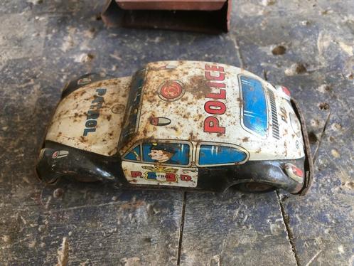 Politiewagen in metaal + 60 jaar oud of ouder, Antiek en Kunst, Antiek | Speelgoed, Ophalen