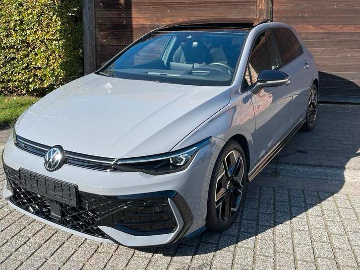 Volkswagen Golf 8.5 R line HUD/PANO/Cam/IQ light/H&Kardon, Auto's, Volkswagen, Bedrijf, Te koop, Golf, ABS, Achteruitrijcamera