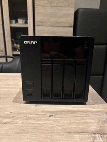 QNAP PS-419P+ NAS met 4,5 TB opslag in uitstekende staat. beschikbaar voor biedingen
