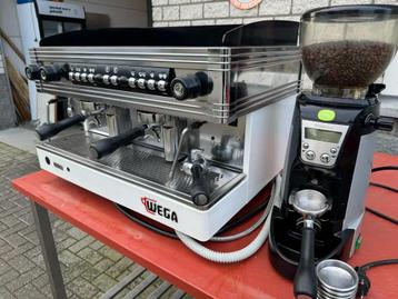 Wega Koffie- & espressomachines met koffiemolen beschikbaar voor biedingen