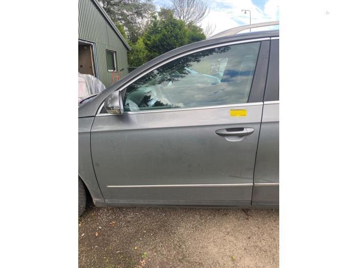 Portière 4portes avant gauche d'un Volkswagen Passat (LA7T), Autos : Pièces & Accessoires, Carrosserie & Tôlerie, Porte, Volkswagen