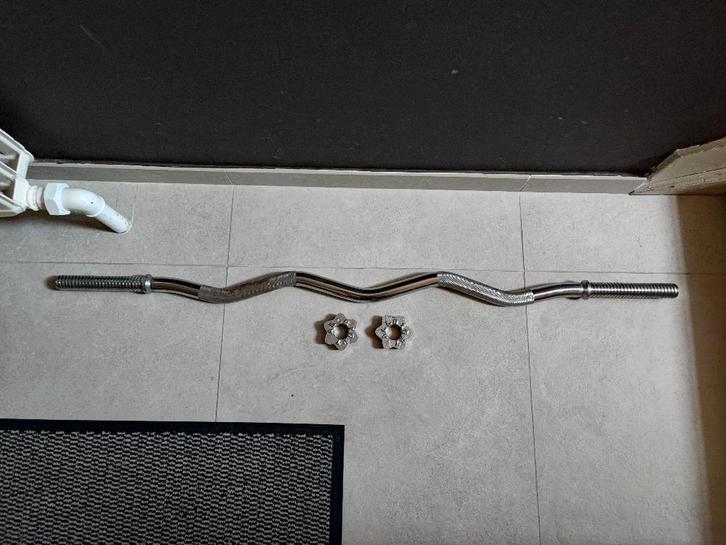 Ez curl bar van Allright 120cm (30mm) in zeer goede staat., Sport en Fitness, Fitnessmaterialen, Gebruikt, Halterstangen, Armen