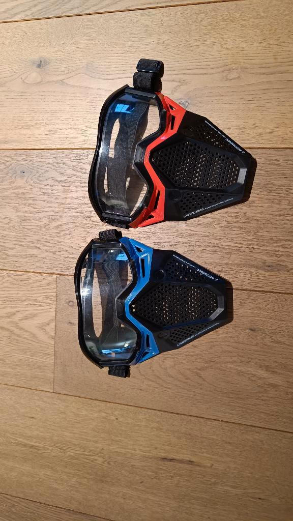 Nerf B1616 Rival Masker, rood & blauw, Kinderen en Baby's, Speelgoed | Buiten | Actiespeelgoed, Gebruikt, Ophalen