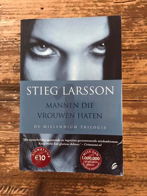 Stieg Larsson - Mannen die vrouwen haten, Livres, Thrillers, Comme neuf, Enlèvement ou Envoi