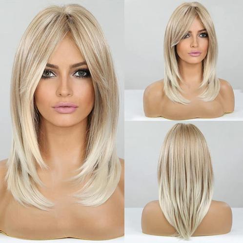Pruik schouderlang blond haar in laagjes, Handtassen en Accessoires, Uiterlijk | Haarverzorging, Nieuw, Pruik of Haarverlenging