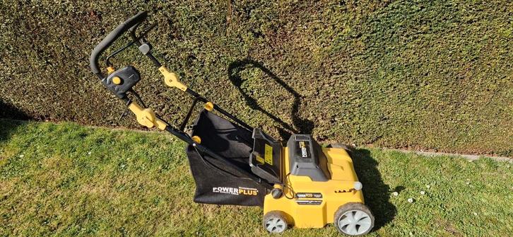 ️LOCATION️ scarificateur Powerplus POWXG7515, Jardin & Terrasse, Scarificateurs, Comme neuf