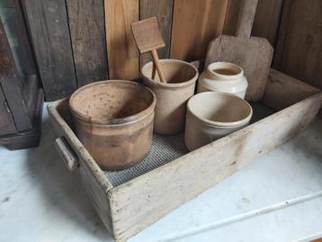 Leuke grote oude houten zeef / lade beschikbaar voor biedingen