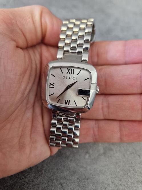 Gucci horloge , prima staat , kan hier gezien worde, Handtassen en Accessoires, Horloges | Dames, Zo goed als nieuw, Ophalen