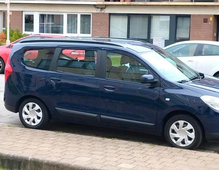 Dacia Lodgy 98000 km!, Auto's, Dacia, Particulier, Lodgy, Airconditioning, Benzine, Handgeschakeld, Blauw, Onderhoudsboekje, Ophalen
