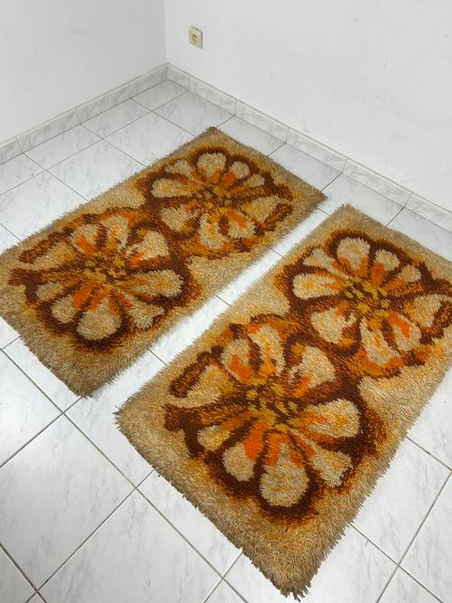 Set van twee vintage Desso tapijten setprijs, Huis en Inrichting, Stoffering | Tapijten en Vloerkleden, Gebruikt, 50 tot 100 cm
