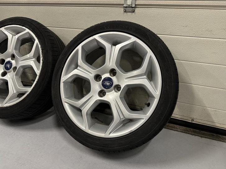 17inch Originele Ford ST Velgen set! 4x108 A merk banden!, Auto-onderdelen, Banden en Velgen, Banden en Velgen, Zomerbanden, 17 inch