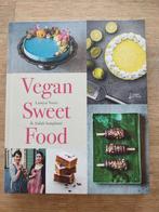 Lamyai Vozzi - Vegan sweet food, Boeken, Kookboeken, Lamyai Vozzi; Aidah Samphani, Ophalen of Verzenden, Zo goed als nieuw