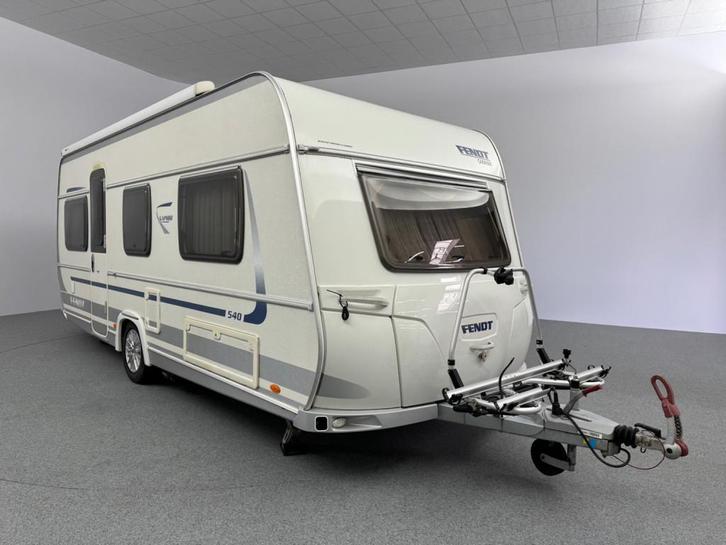 Fendt Saphir 540 TG Mover Cassetteluifel Fietsendragers, Caravans en Kamperen, Caravans, Rondzit, Fendt, 2 aparte bedden, 5 tot 6 meter