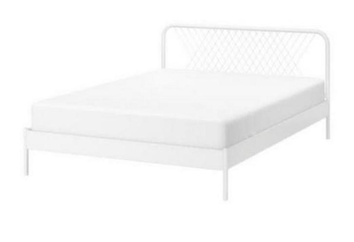 Lit IKEA en métal blanc de 160cm, Maison & Meubles, Chambre à coucher | Lits, Comme neuf, Métal, Blanc, Enlèvement