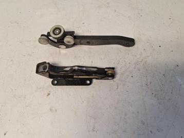 Schuifdeurrol rechts van een Volkswagen Transporter (LA9V) beschikbaar voor biedingen