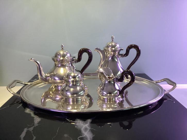 Koffie en thee servies in zilver. CHR000/a., Antiek en Kunst, Antiek | Zilver en Goud, Zilver, Ophalen