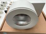 Iluxtron 2500 lumens 3000k, Maison & Meubles, Spot encastrable ou Spot mural, Enlèvement, Utilisé, LED