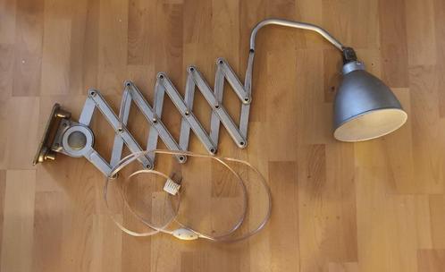 Lampe à ciseaux industrielle AGI des années 40-50 - SOLDES !, Antiquités & Art, Antiquités | Éclairage, Enlèvement ou Envoi