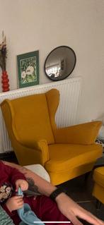 Ikea Strandmon Geel - met voetenbank, Huis en Inrichting, Ophalen, Zo goed als nieuw