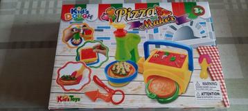 speeldoos Pizza maker in prima staat