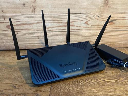 Synology RT2600AC Router / wifi (VPN-5ghz-wifi-wan), Computers en Software, Routers en Modems, Zo goed als nieuw, Router, Ophalen of Verzenden