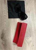 Guess zonnebril, Ophalen of Verzenden, Zo goed als nieuw, Zonnebril