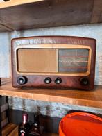 Antieke radio, Antiek en Kunst, Antiek | Tv's en Audio, Ophalen of Verzenden