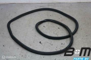 Portierrubber rechtsvoor VW UP! 1S4867912C beschikbaar voor biedingen