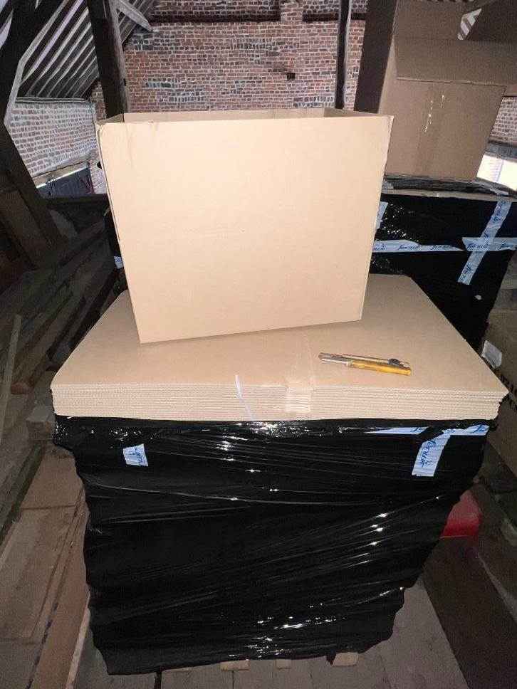 Enkel en dubbel golf kartonnen dozen, Doe-het-zelf en Bouw, Kratten en Dozen, Nieuw, Doos, 50 tot 75 cm, 35 tot 50 cm, Minder dan 40 cm