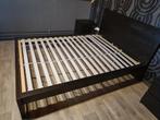 Bedframe 140x200 met lattenbodem, Huis en Inrichting, Slaapkamer | Bedden, Overige materialen, Gebruikt, Bruin, 140 cm