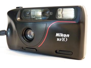 Nikon RF-10, Nikon 4,5/34 mm AF avec flash. Pointez et tirez