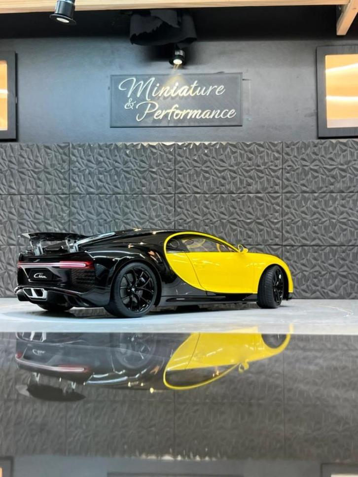 1/18 Bugatti Chiron, Hobby en Vrije tijd, Modelauto's | 1:18, Zo goed als nieuw, Auto, Autoart, Ophalen of Verzenden