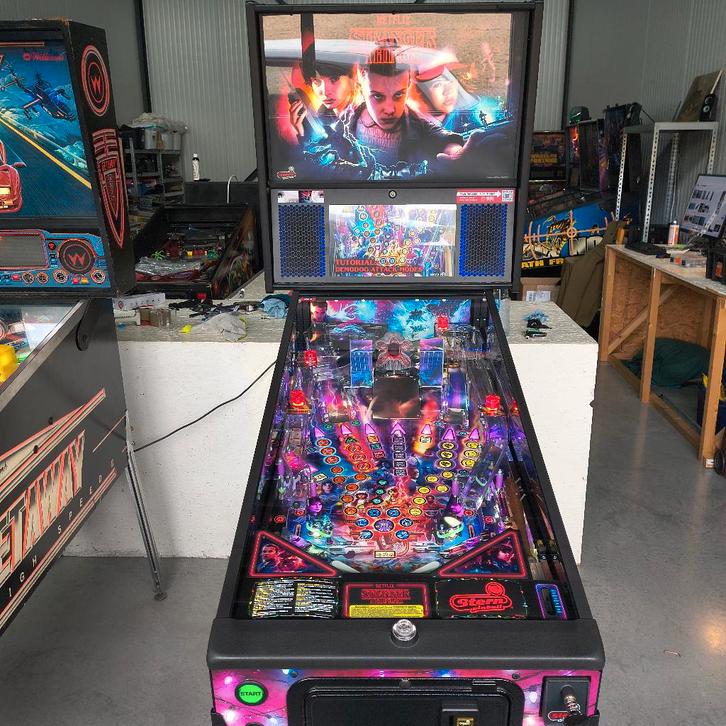 Stranger Things Pro HUO, Verzamelen, Automaten | Flipperkasten, Zo goed als nieuw, Overige soorten, Flipperkast, Stern, Ophalen