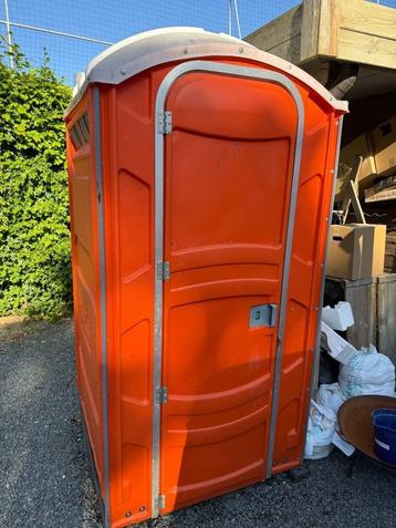 werftoilet beschikbaar voor biedingen