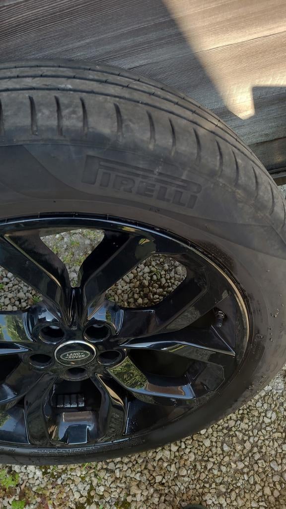 JONG GBRUIKTE ZOMERBANDEN OP VELG!!!, Autos : Pièces & Accessoires, Pneus & Jantes, Enlèvement, Pneus été