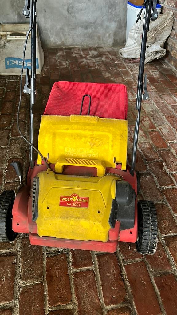 Wolf vertikuteerder 303 E, Jardin & Terrasse, Scarificateurs, Enlèvement, Utilisé, Électrique